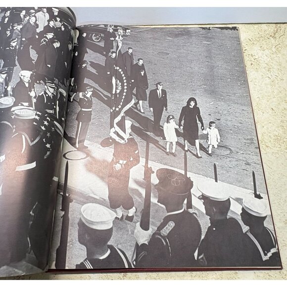 The Torch Is Passed 1963 JFK Associated Press Story Of The Death Of A President - Picture 8 of 12